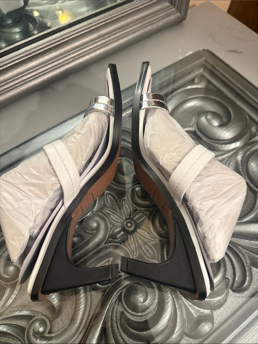Franco Sarto 5.5 Frenza White & Silver Square Toe Block Heel Mule Sandal - Picture 7 of 10
